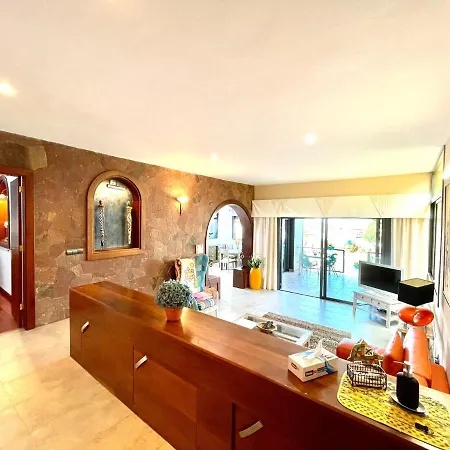 Con Wifi, Piscina Privada, Ac Y Bbq En Tenerife Sur * Playa Paraiso (Tenerife)