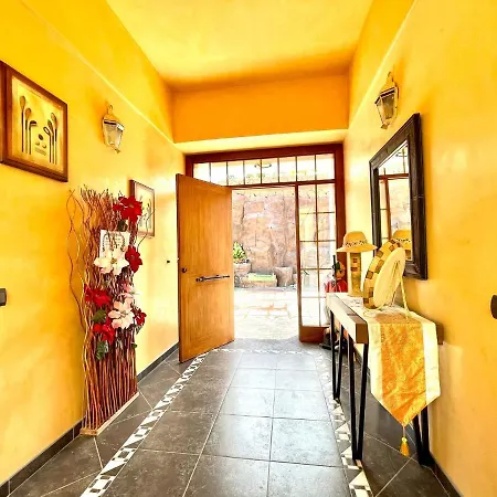 Con Wifi, Piscina Privada, Ac Y Bbq En Tenerife Sur Playa Paraiso