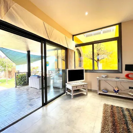 Con Wifi, Piscina Privada, Ac Y Bbq En Tenerife Sur ヴィラ プラヤ・パライソ