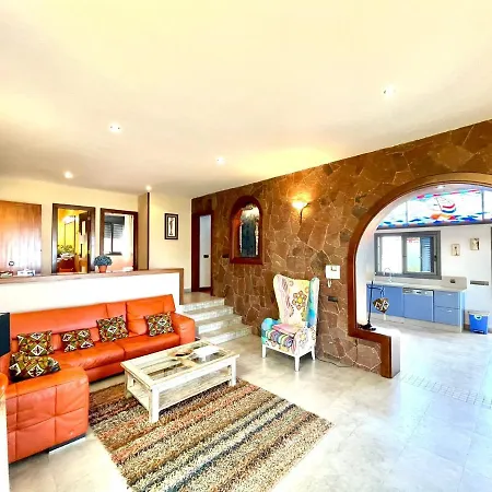 Con Wifi, Piscina Privada, Ac Y Bbq En Tenerife Sur Villa
