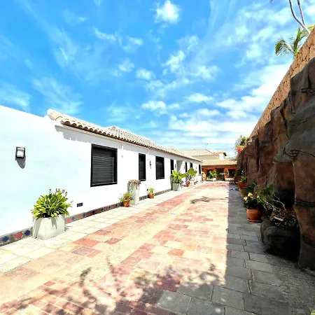 Con Wifi, Piscina Privada, Ac Y Bbq En Tenerife Sur Villa *
