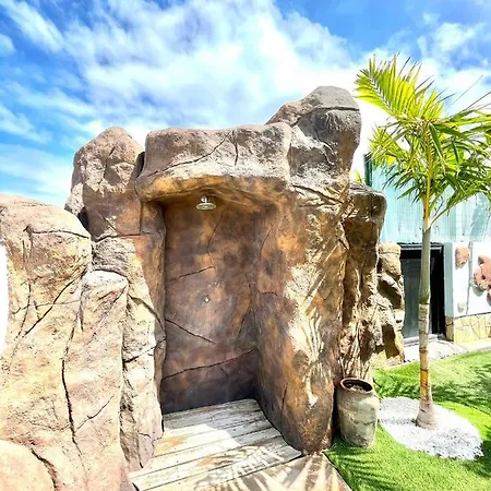 Con Wifi, Piscina Privada, Ac Y Bbq En Tenerife Sur Villa